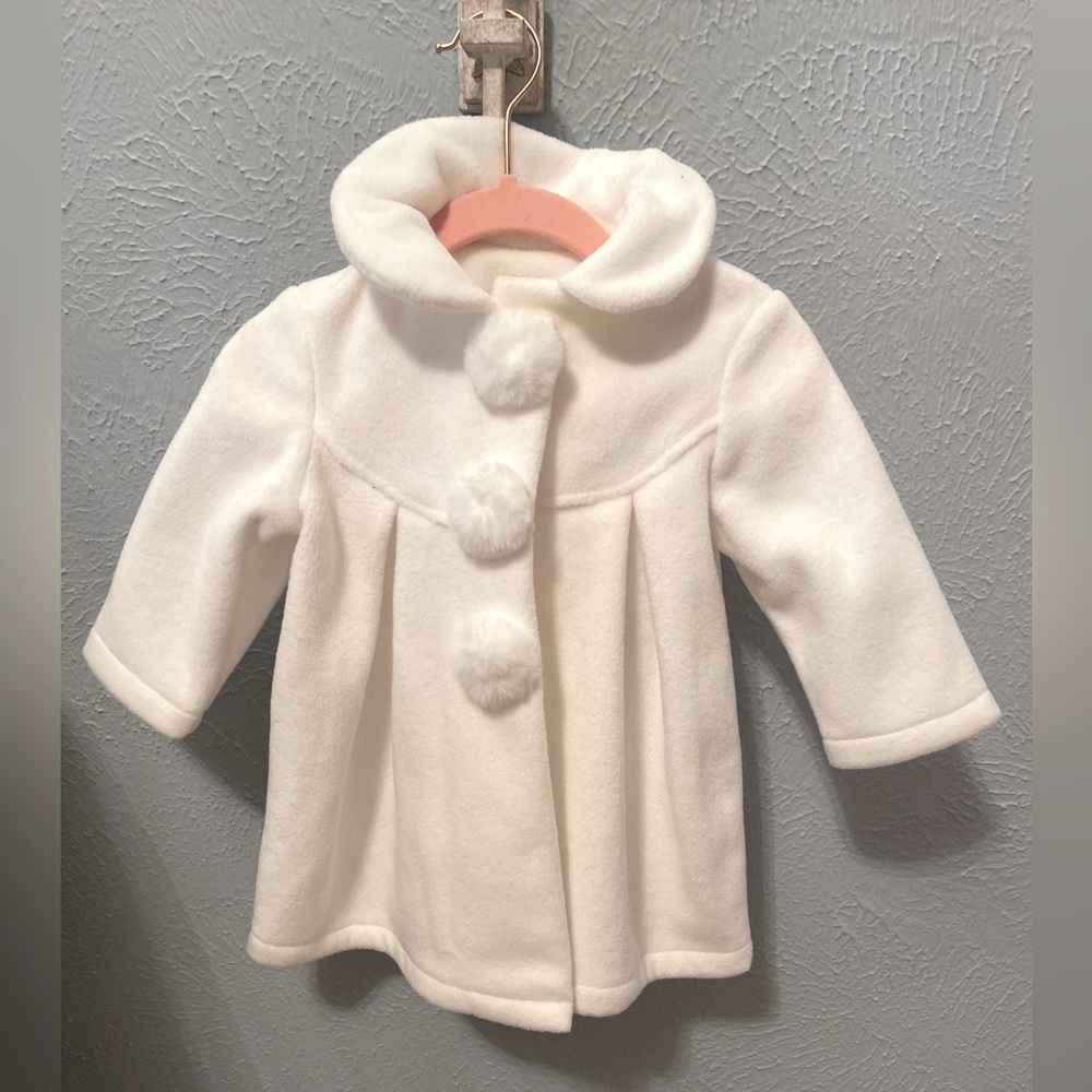 Baby coat and a matching hat